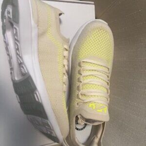 NWT Athletic Propulsion Labs- Energy / White (Women’s)